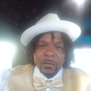 Meet your Posher, Benjamin